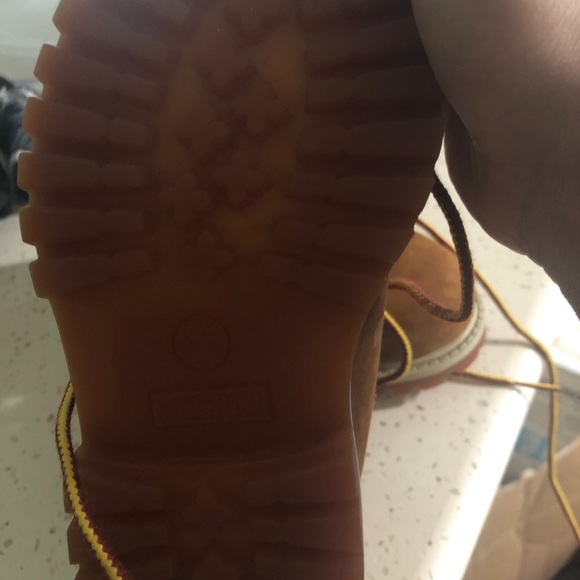 Boys timberland boots - Picture 2 of 4